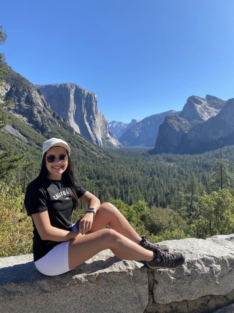 Vista após passar pelo Tunnel View no Yosemite National Park